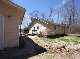 8579 W Bluebird Rd, Lake Tomahawk, WI 54539
