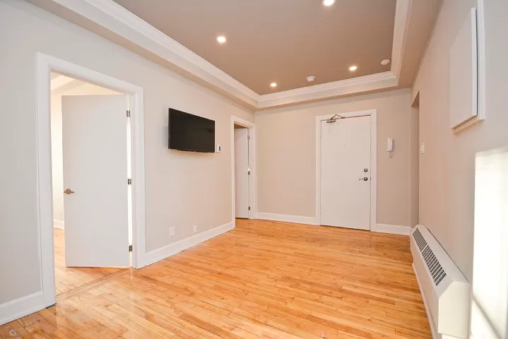 393 Nelson St #1 — Photo 4