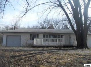 11802 Decatur Rd, Ozawkie, KS 66070