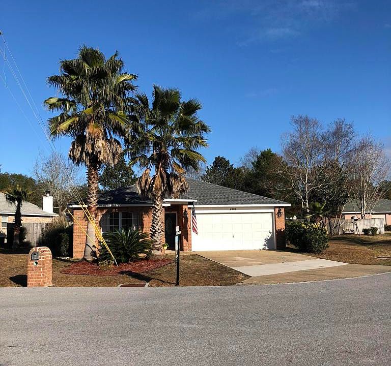 1st image of 4202 Lancaster Dr