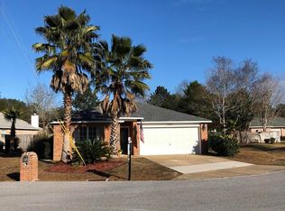 4202 Lancaster Dr, Niceville, FL 32578