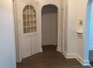 1406 S 6th Ave #1, Kankakee, IL 60901