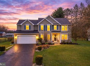 370 Redbud Dr, Oxford, PA 19363