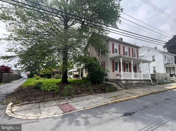 209 S Cherry St, Myerstown, PA 17067