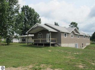 10519 Puffer Rd, Fife Lake, MI 49633