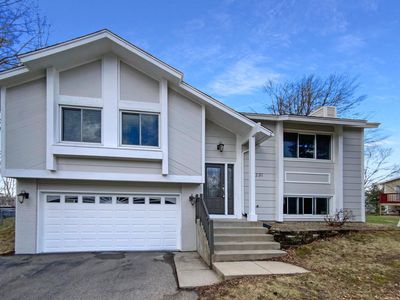 14231 E 143rd Ln, Burnsville, MN, 55337