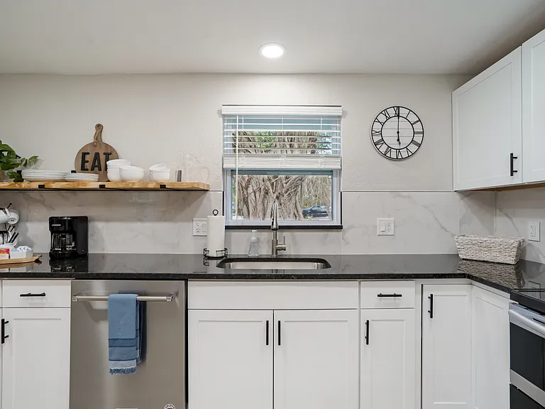 1012 Gary Ave — Photo 64