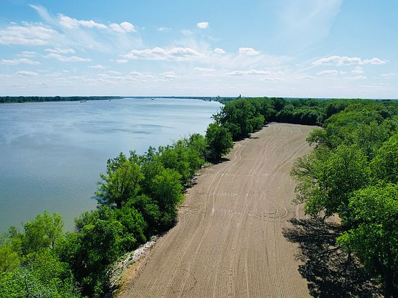 5th image of 1 Old River Rd