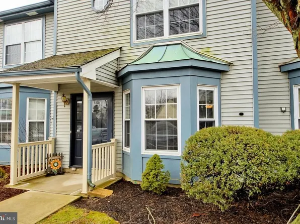 3 Montgomery Ct #503, East Windsor, NJ 08520