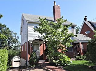 238 Lebanon Ave, Mt Lebanon, PA 15228