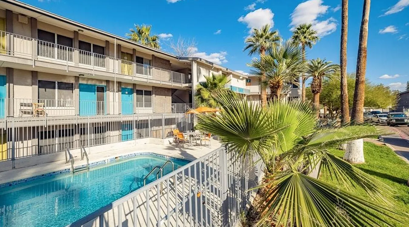 Thrive Tempe Apartments — Photo 1