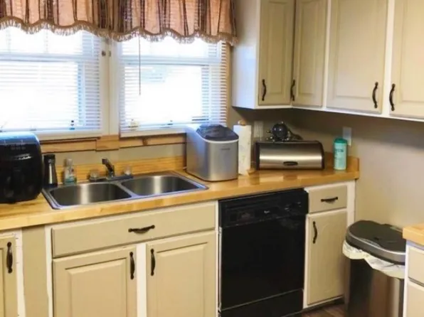 905 N C St, New Bern, NC 28560