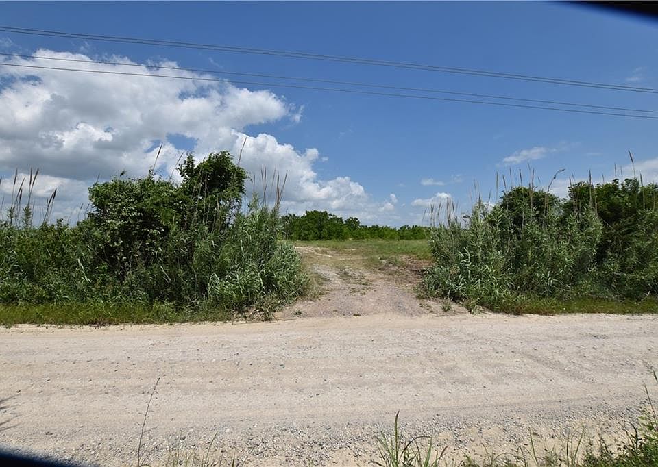 1st image of 489 SE County Road 3100