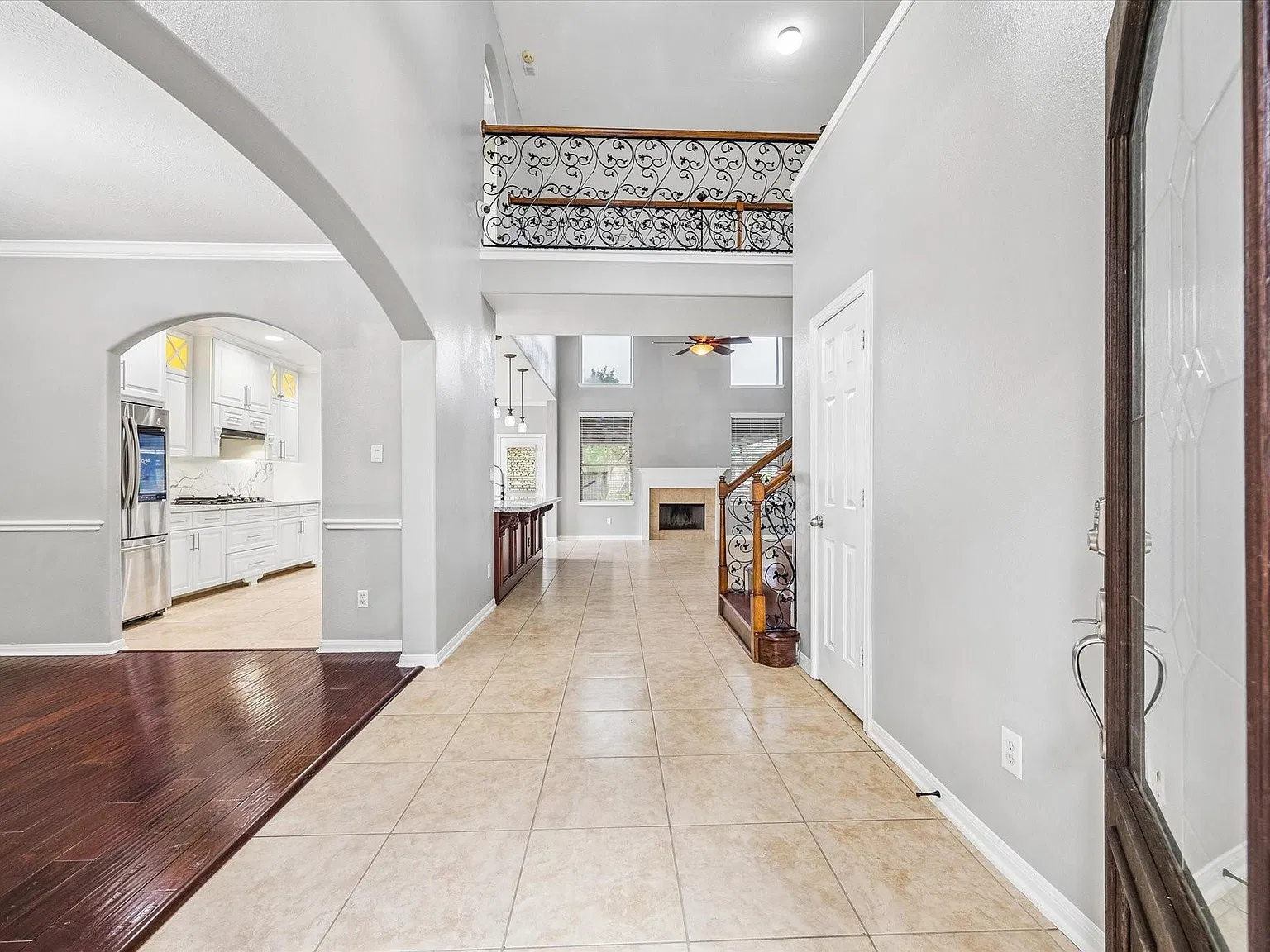4 bed, 3.5 bath, 2714 sqft, $2,800 — Photo 3