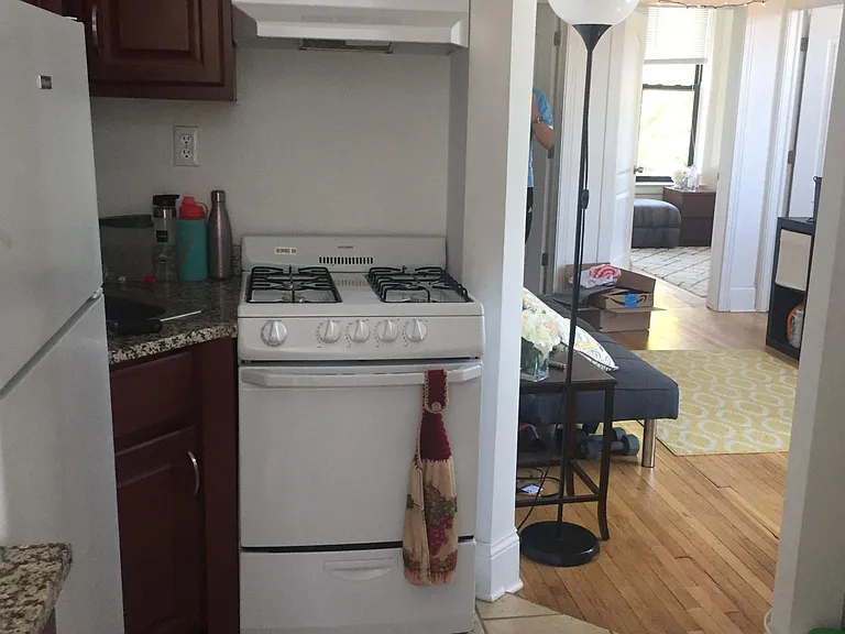 1906 N Lincoln Park #3 — Photo 4