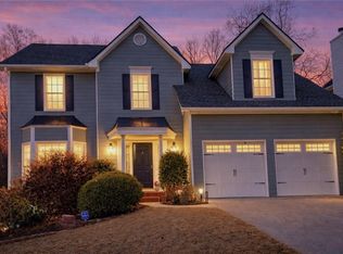 1581 Shetland Pony Ct, Suwanee, GA 30024