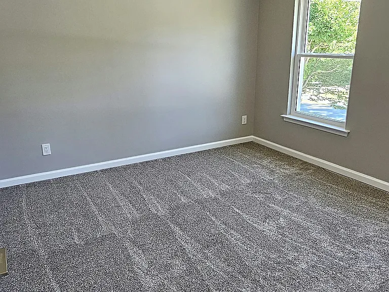 612 Queens Creek Rd — Photo 15
