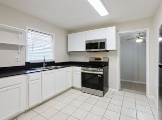 2058 River Rd, Ellenwood, GA 30294