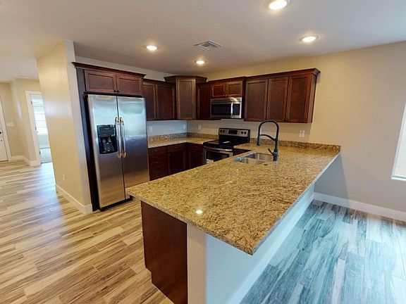 3rd image of 1167 S Gila Dr