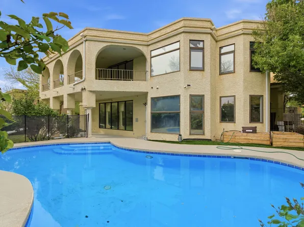 9706 Tanoan Dr NE, Albuquerque, NM 87111