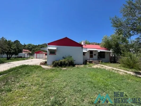 1212 S 6th St, Raton, NM 87740