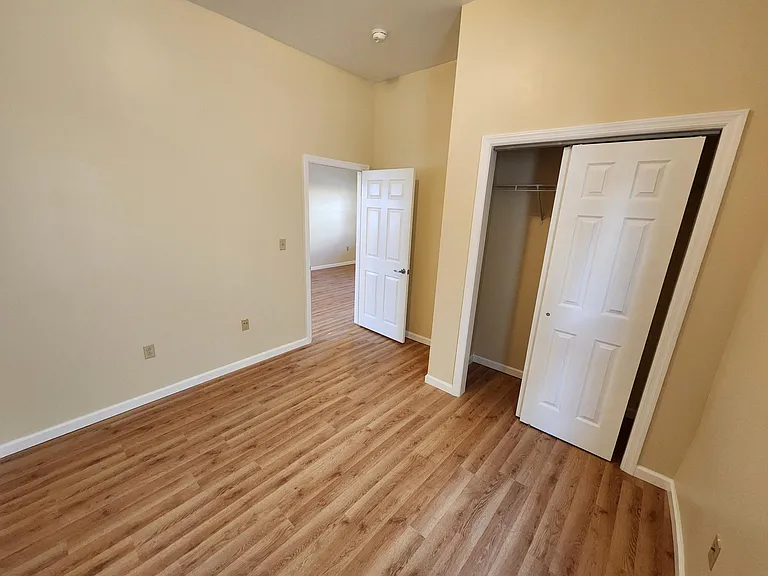1945 Leishman Ave #1 — Photo 12