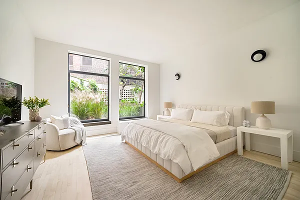 Rented by Compass | media 7