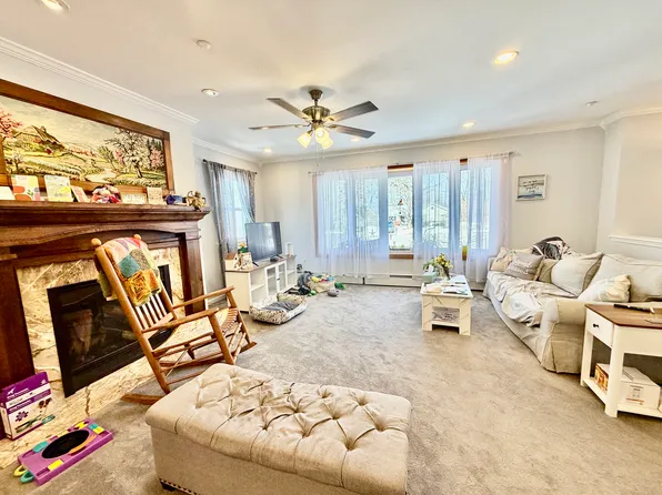 (undisclosed Address), Dobbs Ferry, NY 10522