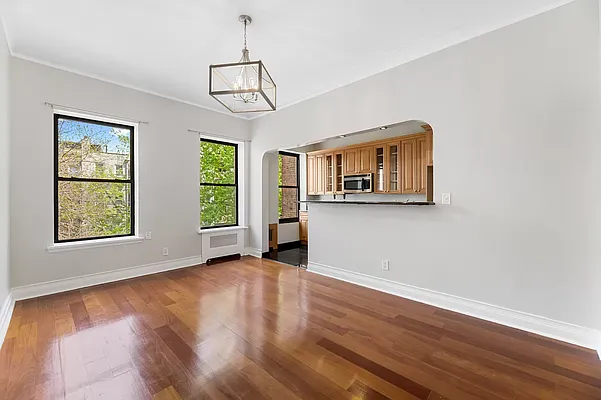 Rented by REAL New York | media 33