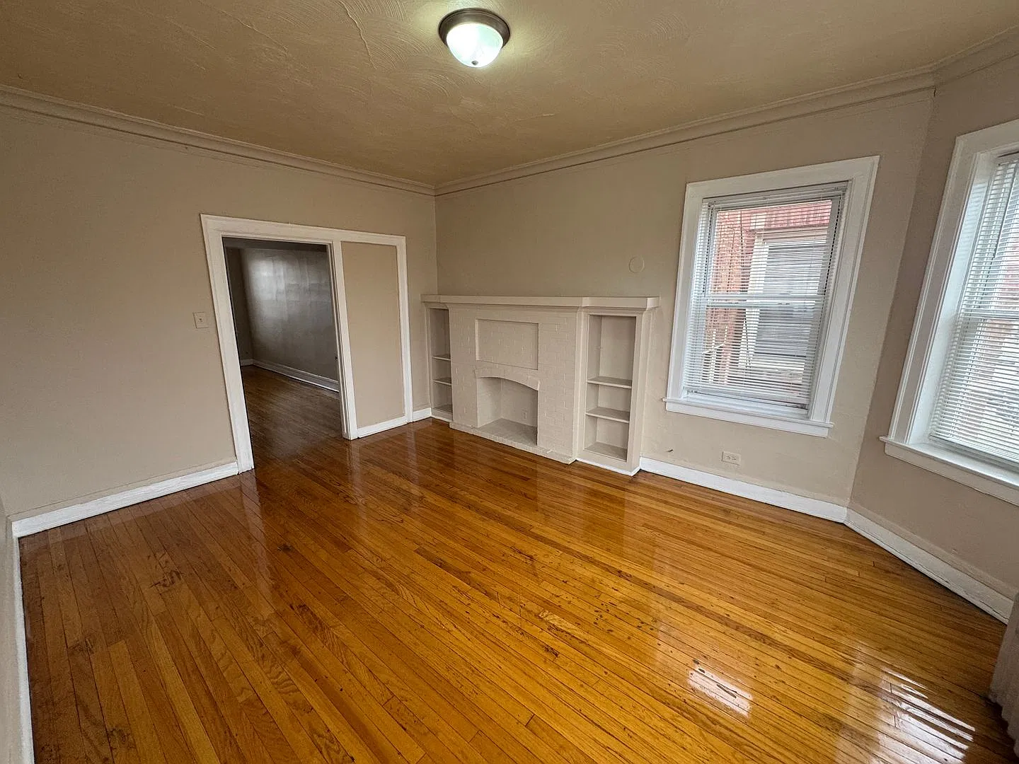 2 bed, $1,025 — Photo 3