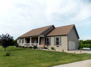 2380 N 4089th Rd, Sheridan, IL 60551