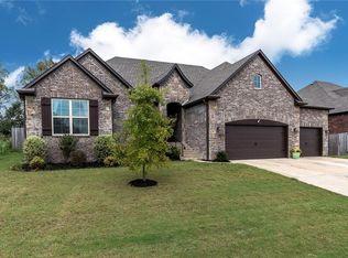 5605 SW Gunstock Rd, Bentonville, AR 72712