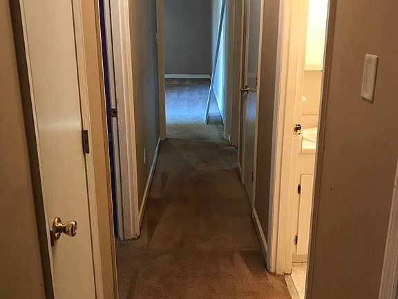 4th image of 205 Orchard Dr