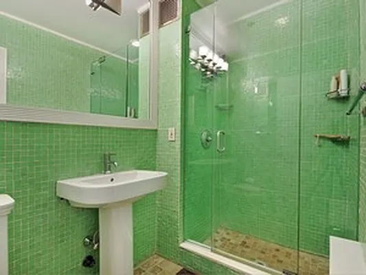 Sold by Corcoran | media 21