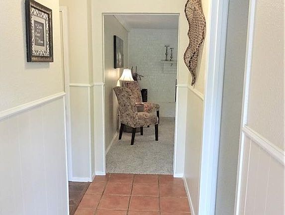 5th image of 1108 Imperial Dr