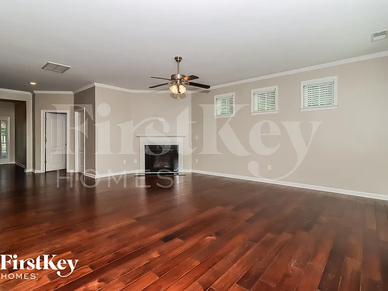 107 Yellowbell Rd — Photo 4