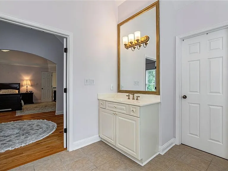 168 Highgrove Dr — Photo 38