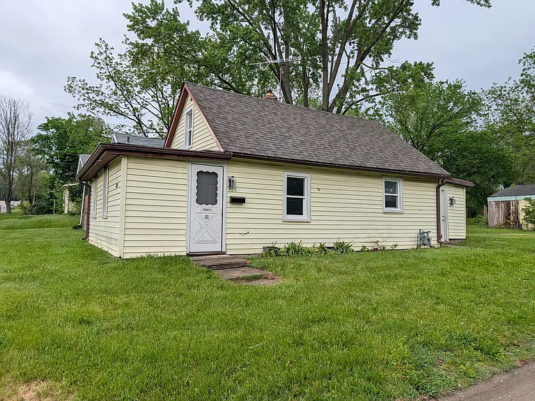 736 Plaisance Ave — Photo 1