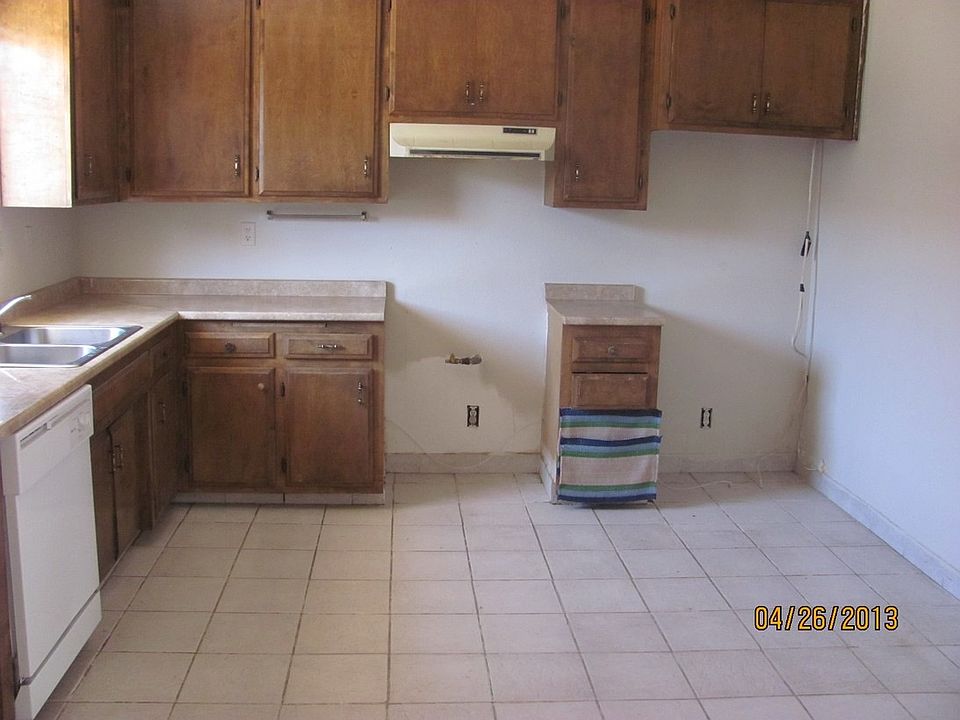 2nd image of 6422 Camarilla Avenue A And #B