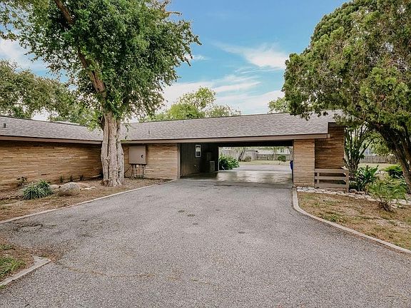 3rd image of 12308 Up River Rd