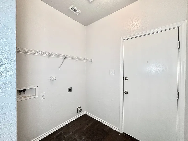 8226 Noble Crst — Photo 13