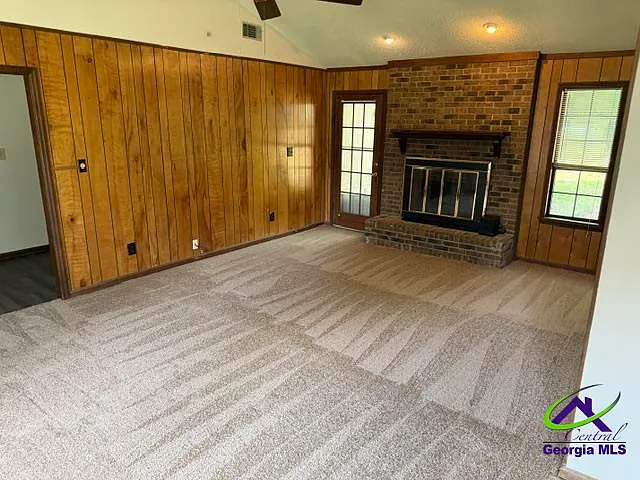212 Tortoise Dr — Photo 3