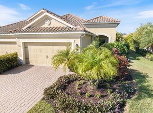 1425 Backspin Dr, Englewood, FL 34223