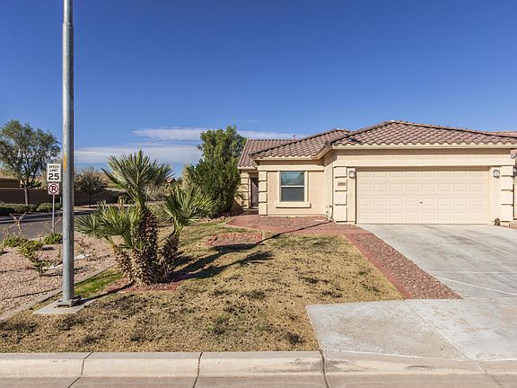 3rd image of 44444 W Cypress Ln