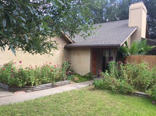 109 Rebecca Ln, Victoria, TX 77901