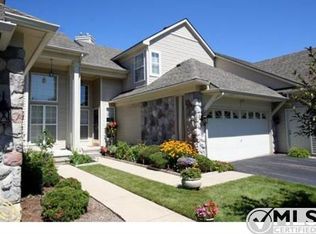 2527 Pine Dr #1, Wixom, MI 48393