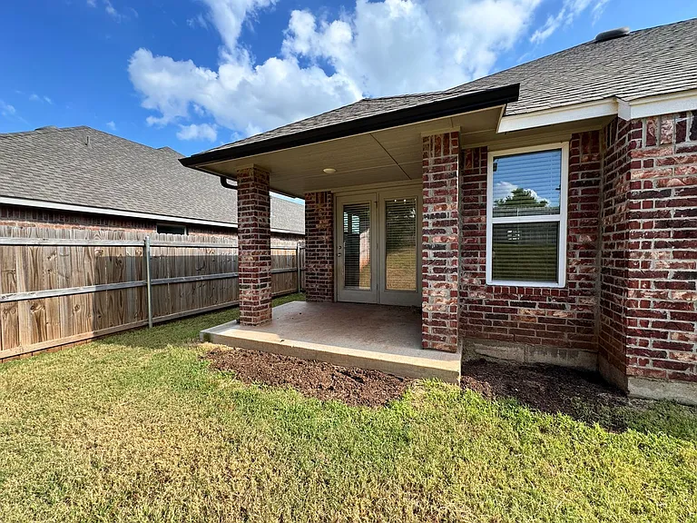 1113 Magnolia Dr — Photo 37