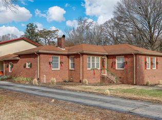 717 Camellia Ln, Eden, NC 27288