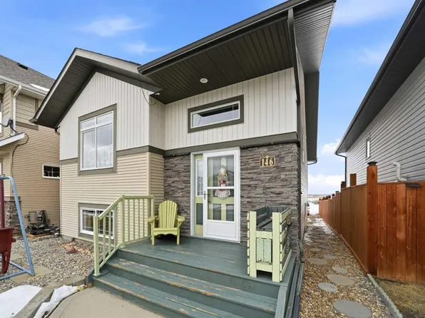 146 S Truant Cres, Red Deer, AB T4P 0S8