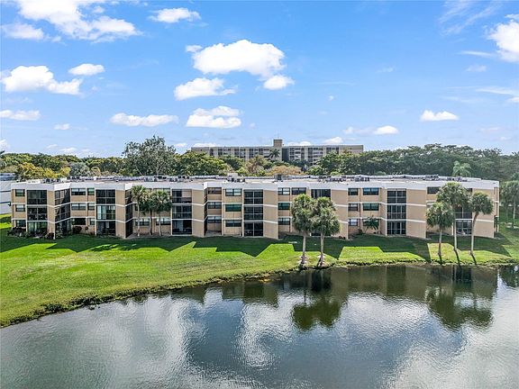 2nd image of 16325 Golf Club Road #303